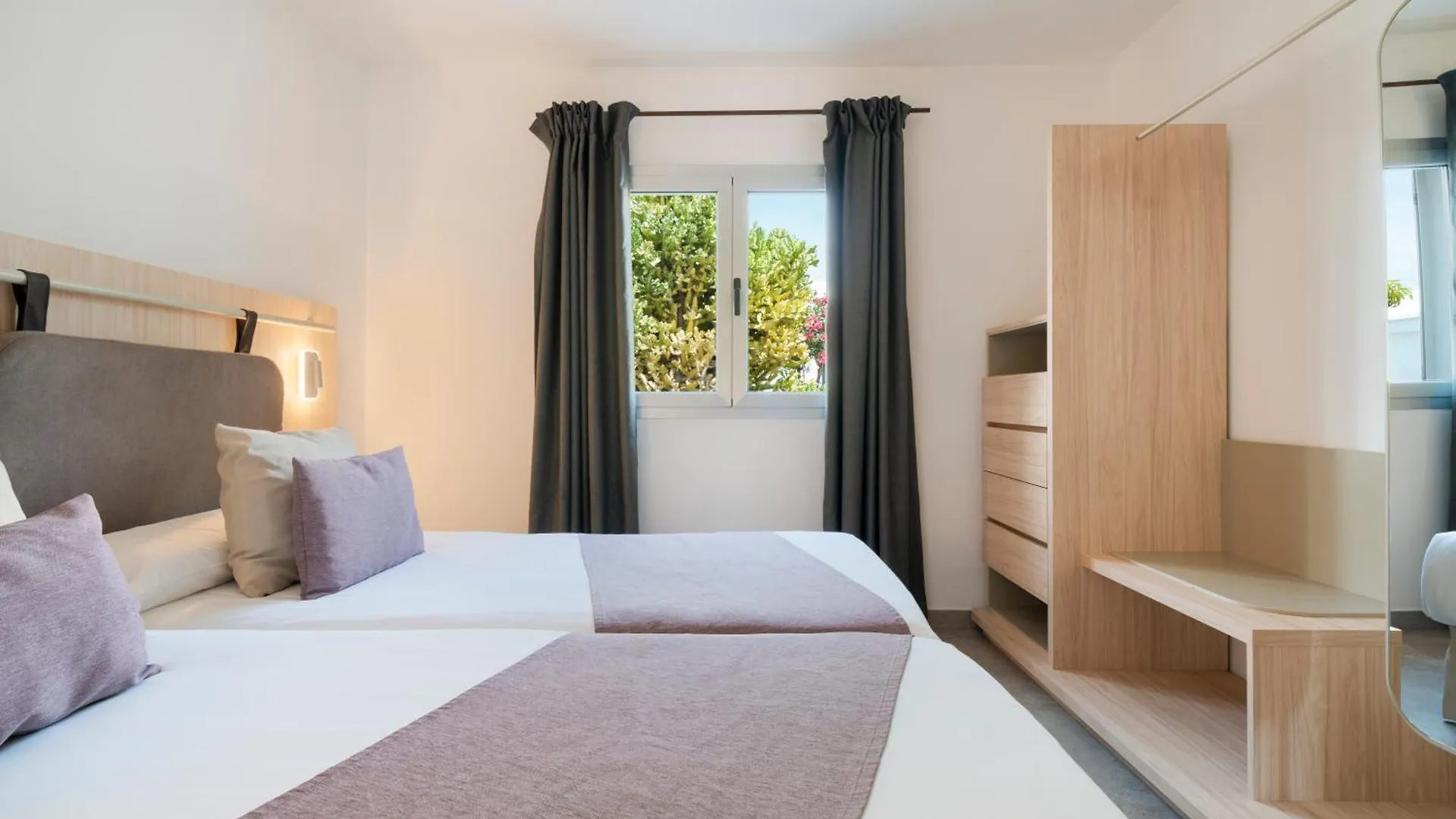 Apartamentos Santa Rosa Costa Teguise 3*,  Hiszpania